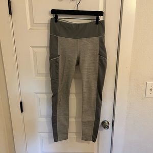 Athleta gray fleece lined legging size M